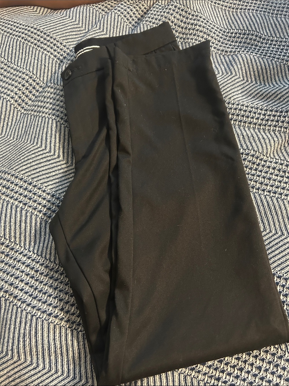 Amazon Essentials Black Men's Dress Pants - Straight Fit